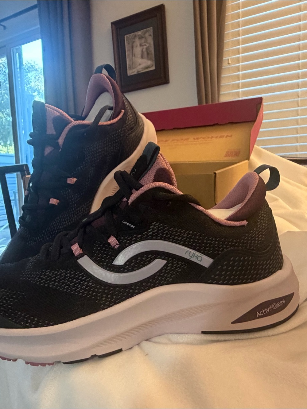 Ryka NWT SZ 8.5